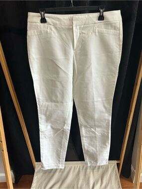 crosby. White Cropped Slim Ponte Jeans